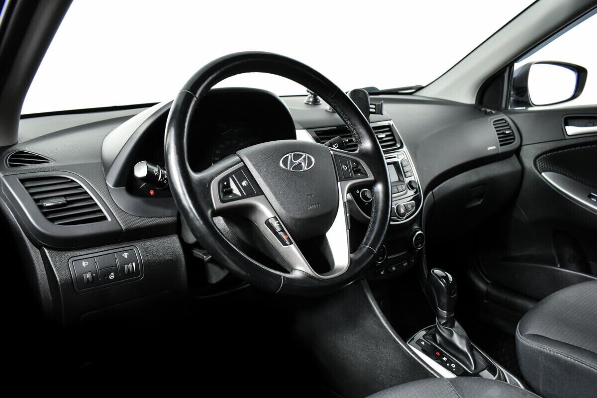 Hyundai Solaris 1.6 АКПП, 2015, 98 000 км фото 12