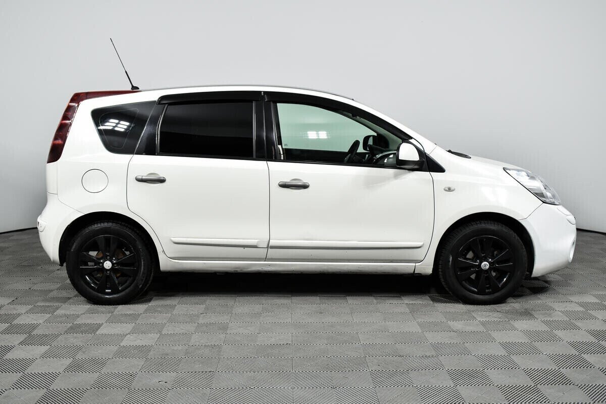 Nissan Note 1.6 АКПП, 2010, 170 000 км фото 4