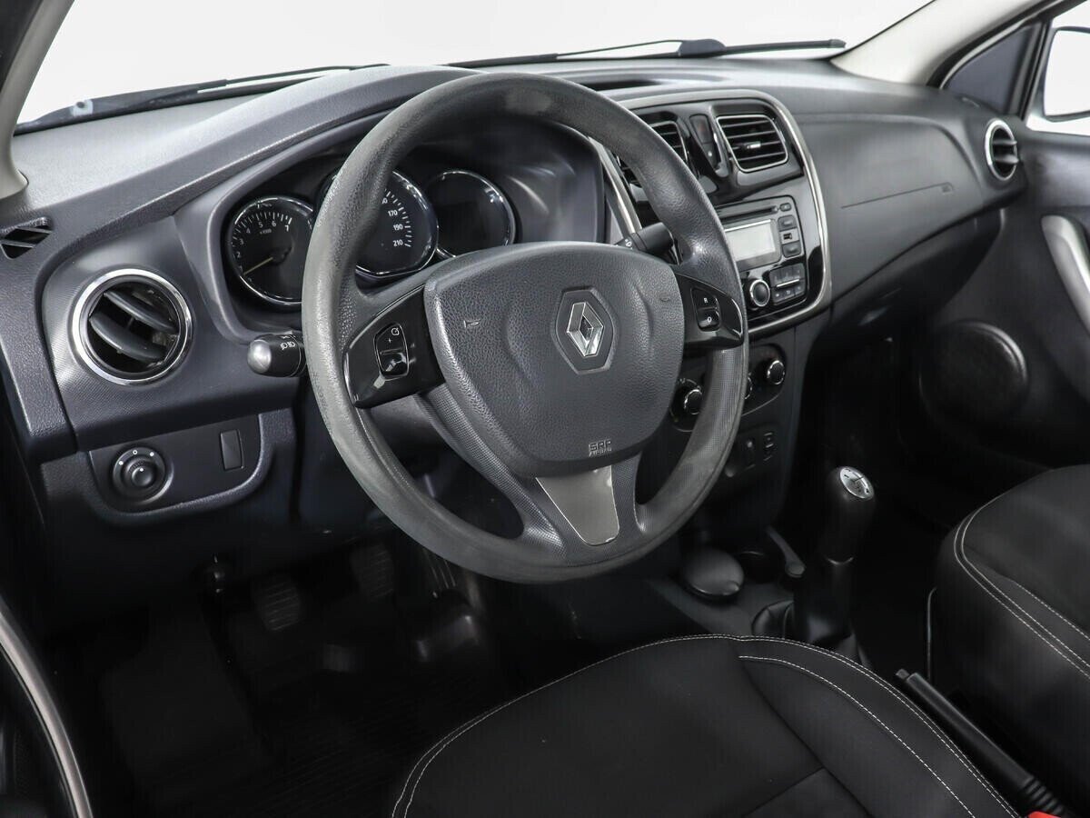 Renault Logan 1.6 МКПП, 2015, 107 000 км фото 9