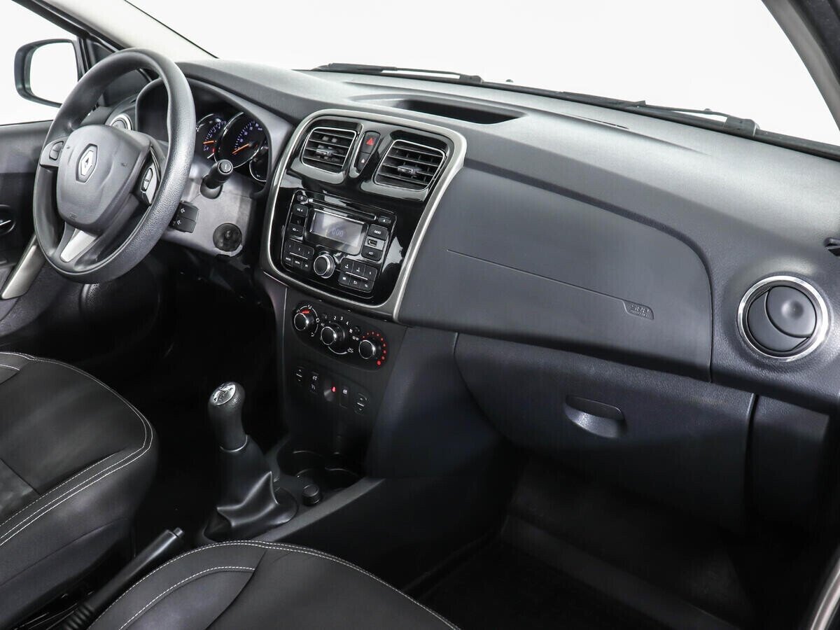 Renault Logan 1.6 МКПП, 2015, 99 000 км фото 10