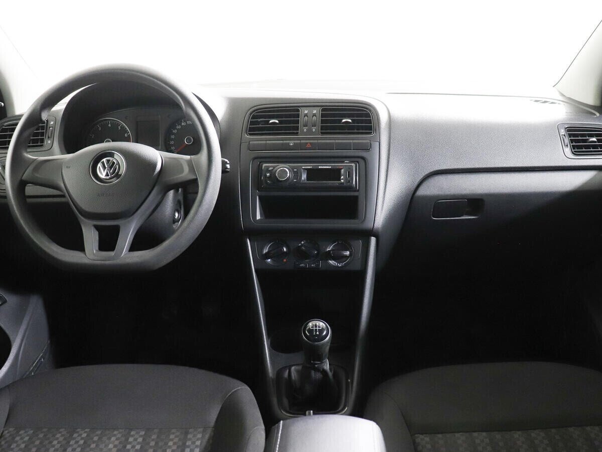 Volkswagen Polo 1.6 МКПП, 2017, 84 000 км фото 12