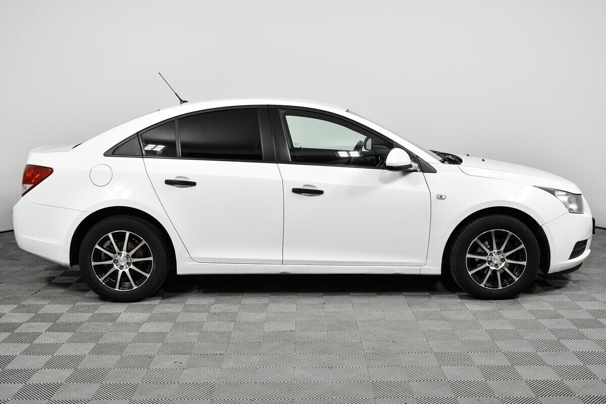 Chevrolet Cruze 1.6 АКПП, 2011, 152 000 км фото 4