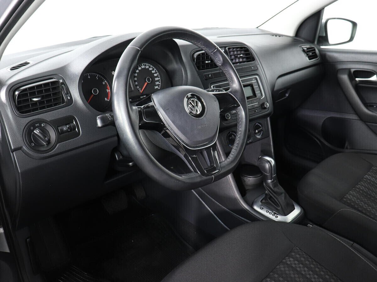 Volkswagen Polo 1.6 АКПП, 2016, 87 000 км фото 4