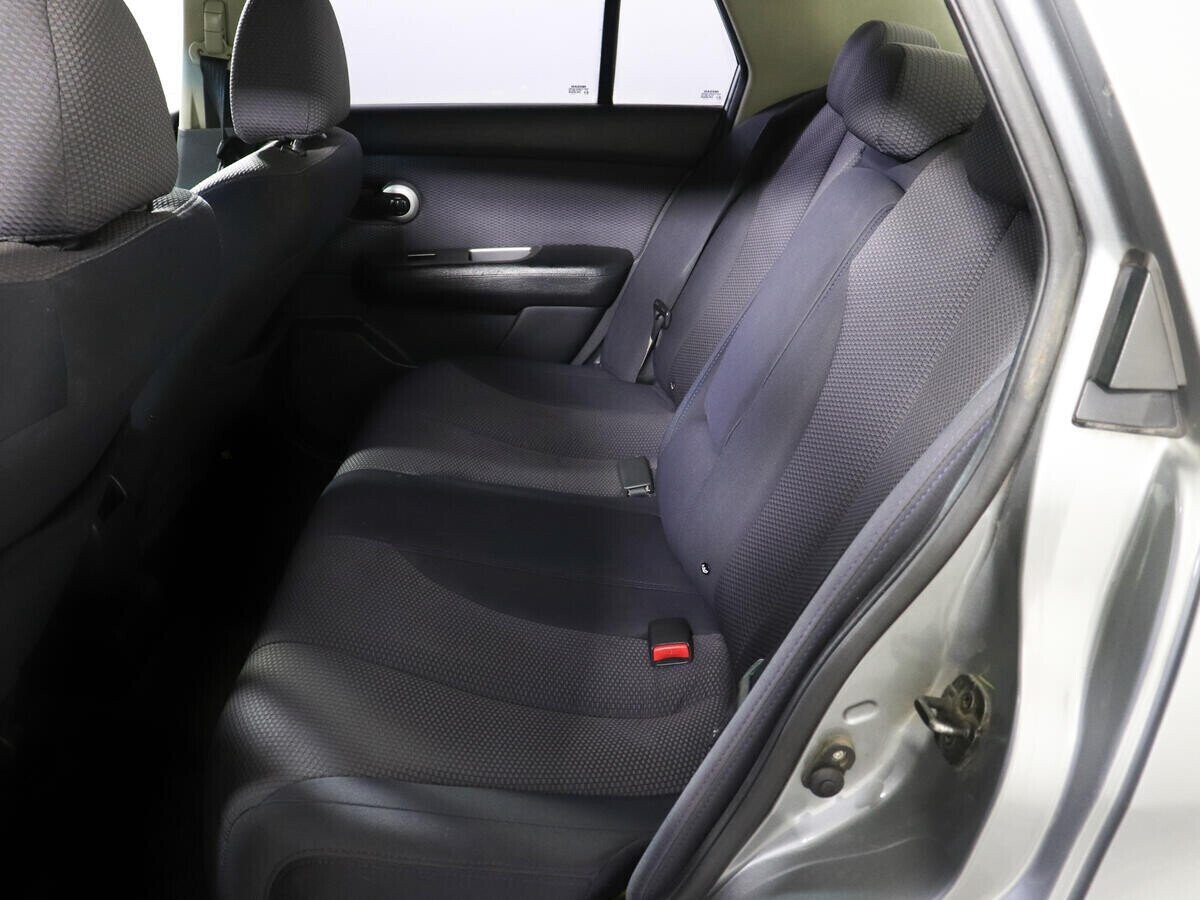 Nissan Tiida 1.6 МКПП, 2007, 195 000 км фото 10