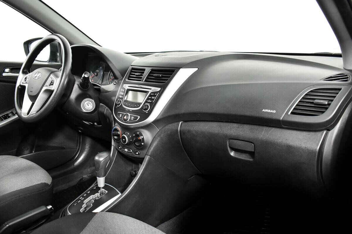 Hyundai Solaris 1.4 АКПП, 2014, 117 000 км фото 9