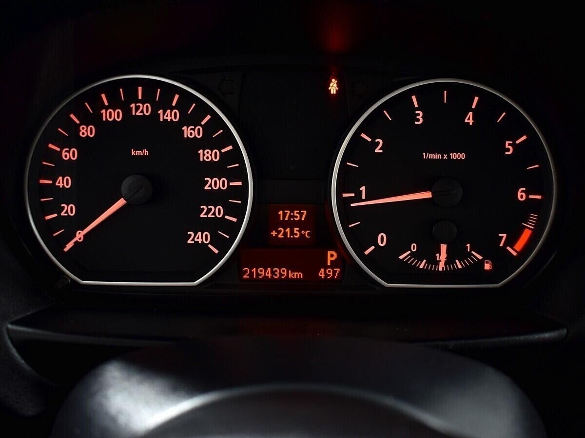 BMW 1 серии 2.0 АКПП, 2007, 227 000 км фото 16