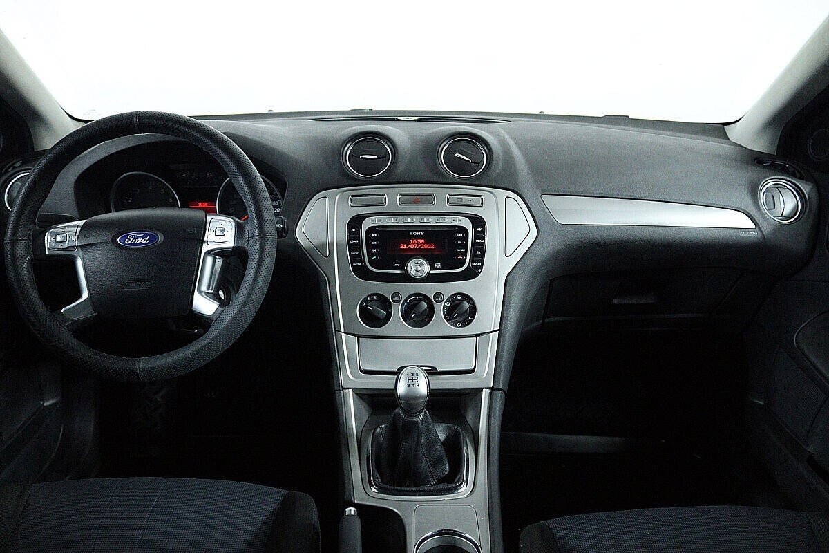 Ford Mondeo 1.6 МКПП, 2008, 184 000 км фото 13