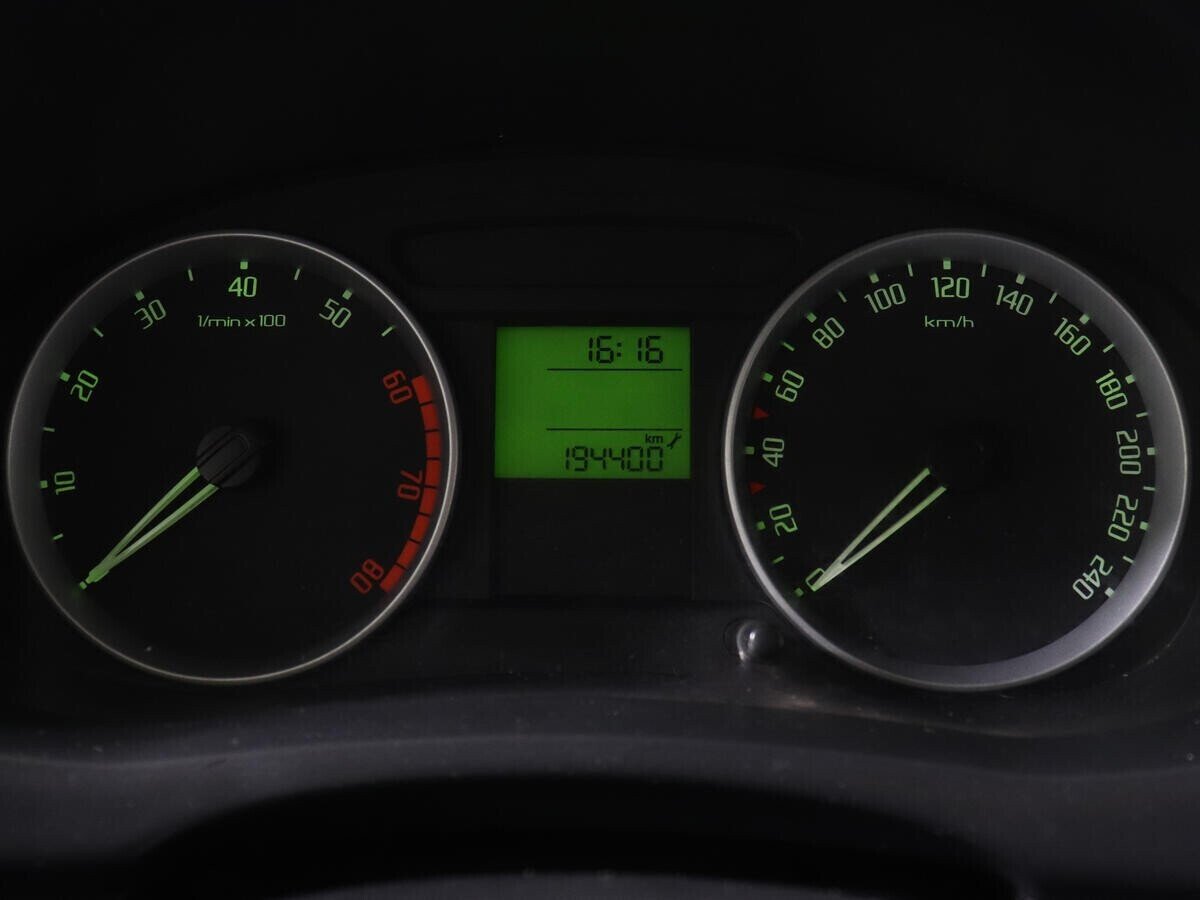 Skoda Fabia 1.2 МКПП, 2007, 200 000 км фото 11