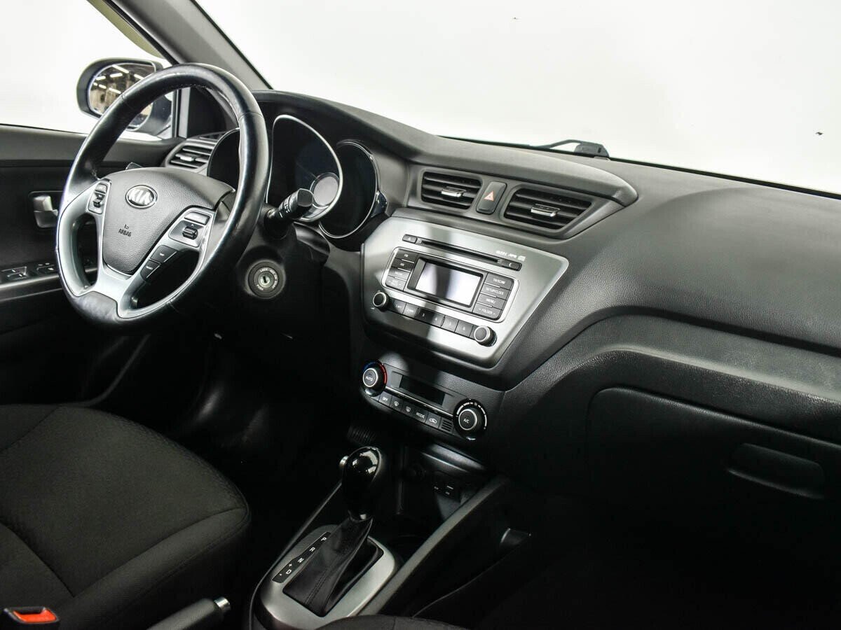 Kia Rio 1.6 АКПП, 2017, 79 000 км фото 6
