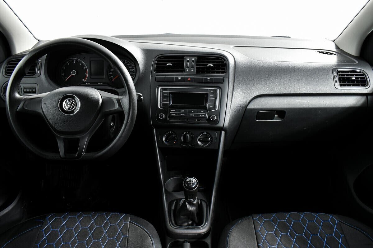 Volkswagen Polo 1.6 МКПП, 2017, 81 000 км фото 11