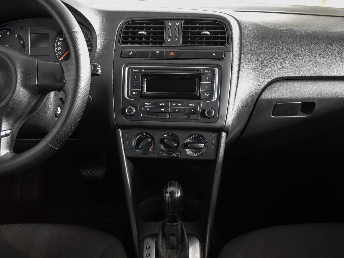 Volkswagen Polo 1.6 АКПП, 2014, 116 000 км фото 11