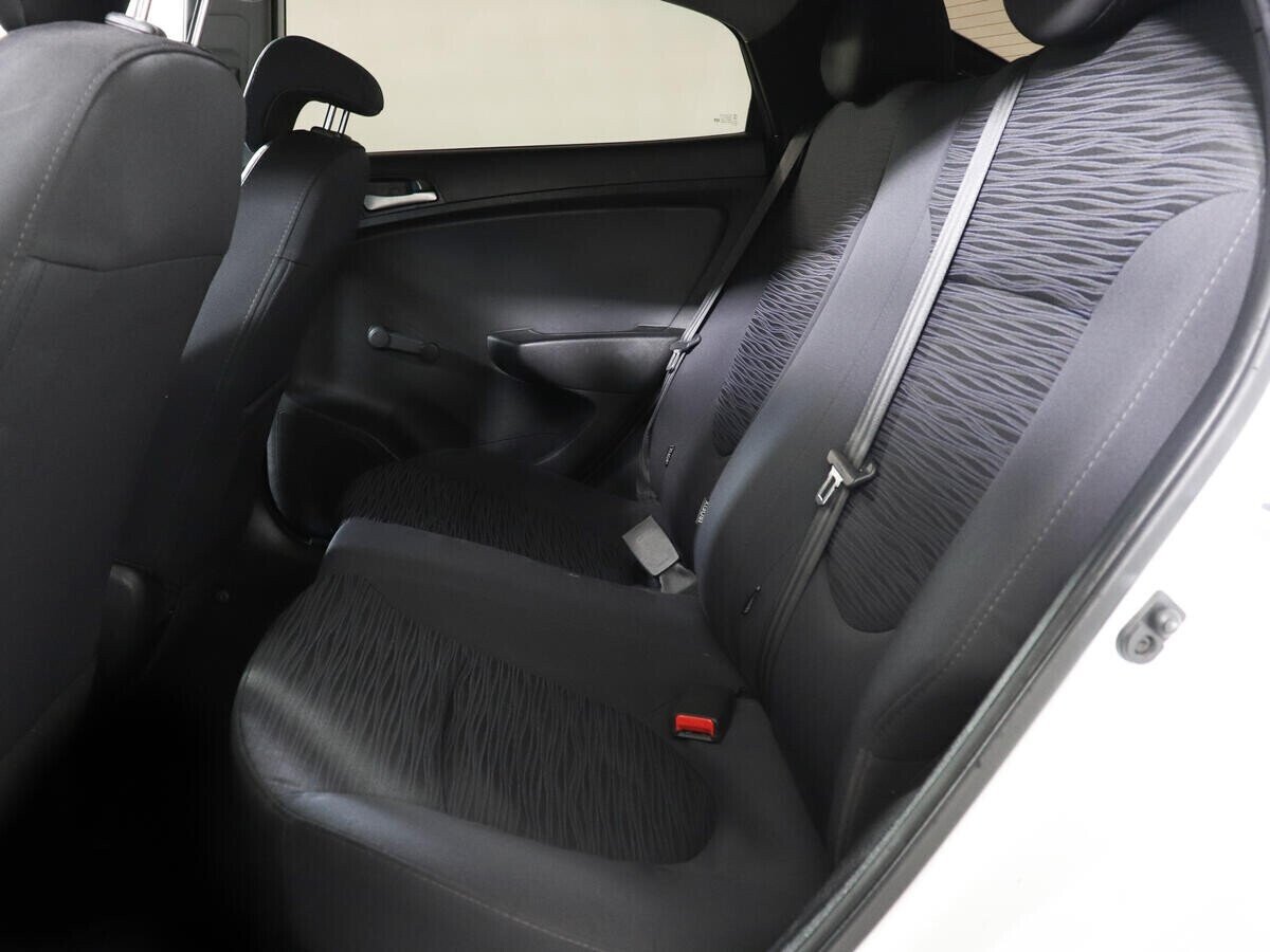 Hyundai Solaris 1.4 МКПП, 2016, 91 000 км фото 10
