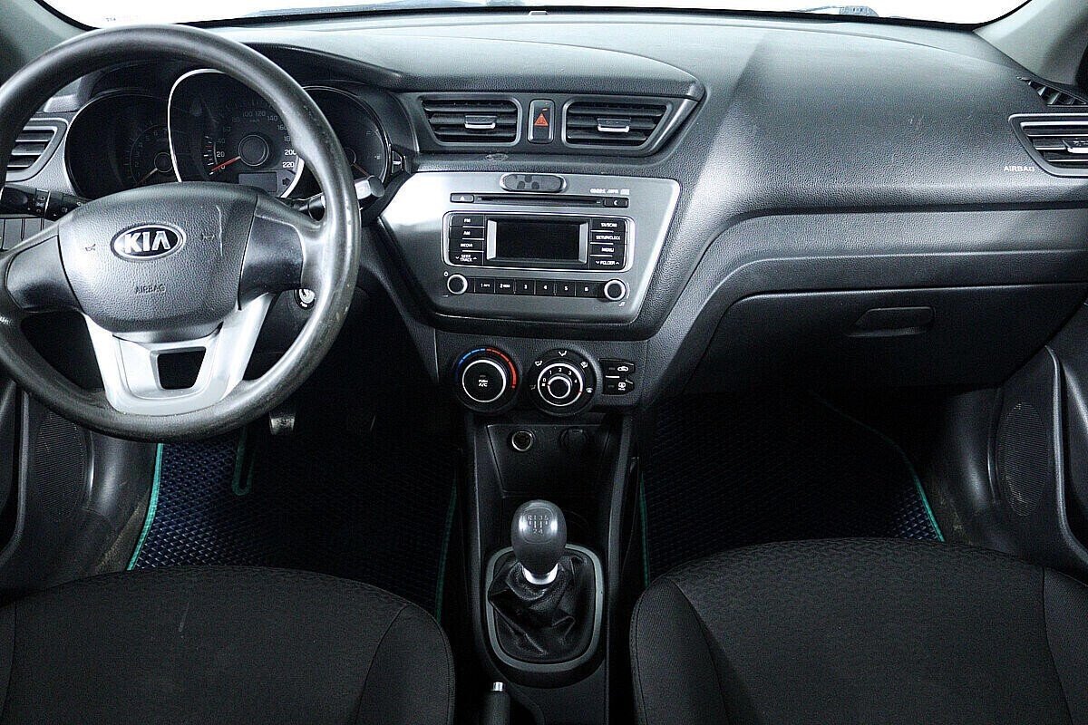 Kia Rio 1.4 МКПП, 2014, 108 000 км фото 13