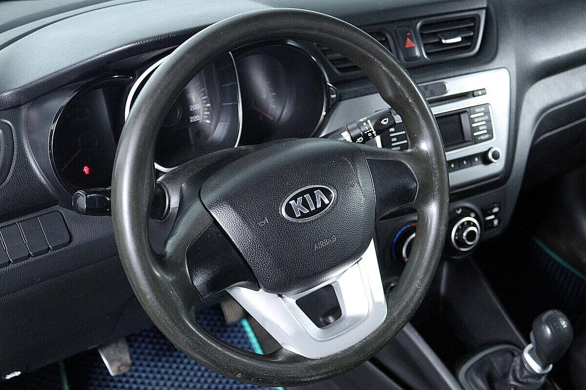 Kia Rio 1.4 МКПП, 2014, 108 000 км фото 15