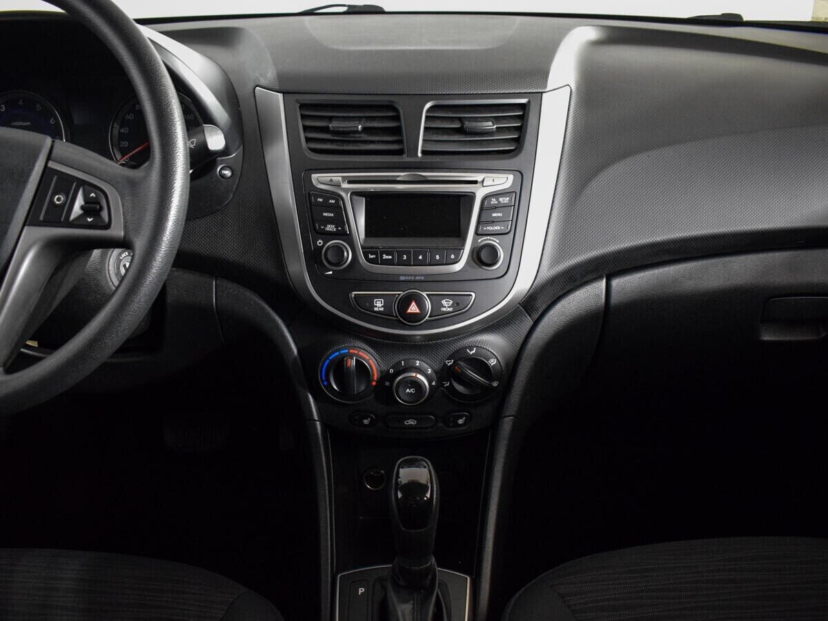 Hyundai Solaris 1.6 АКПП, 2015, 109 000 км фото 11