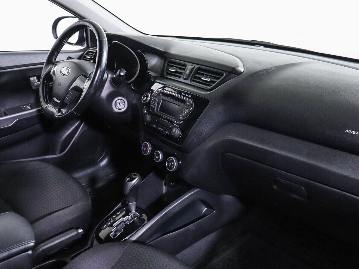 Kia Rio 1.4 АКПП, 2016, 92 000 км фото 9
