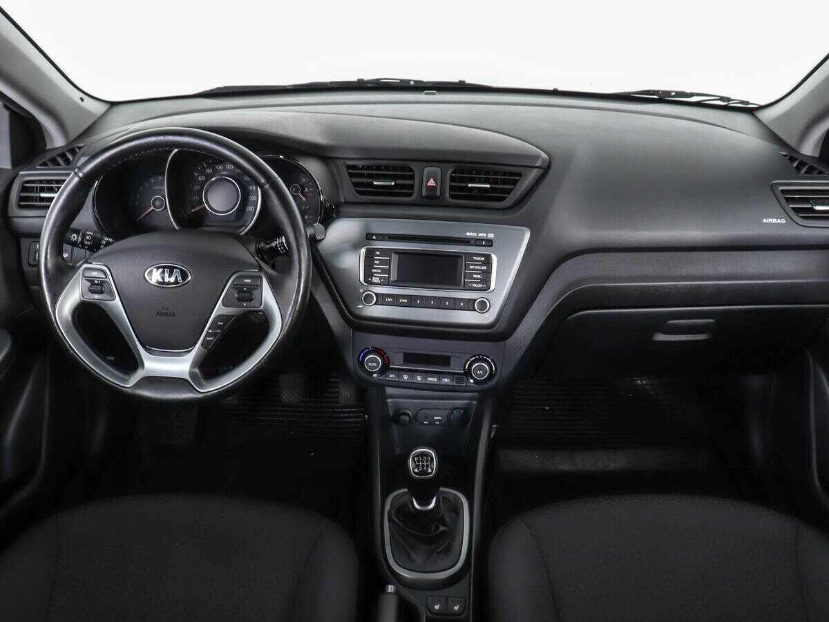 Kia Rio 1.6 МКПП, 2016, 87 000 км фото 11