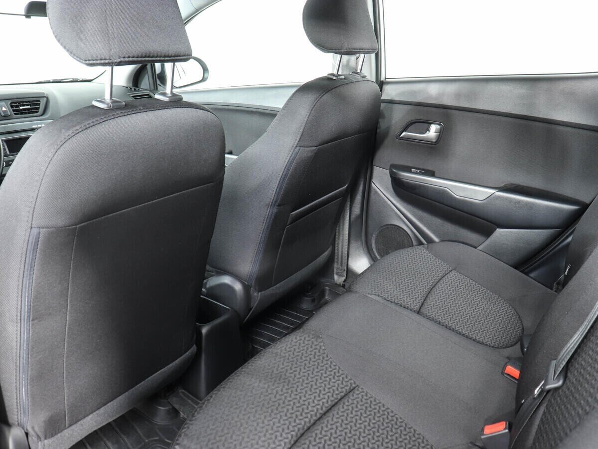 Kia Rio 1.6 МКПП, 2016, 87 000 км фото 14