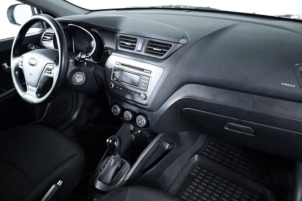 Kia Rio 1.6 АКПП, 2016, 87 000 км фото 10