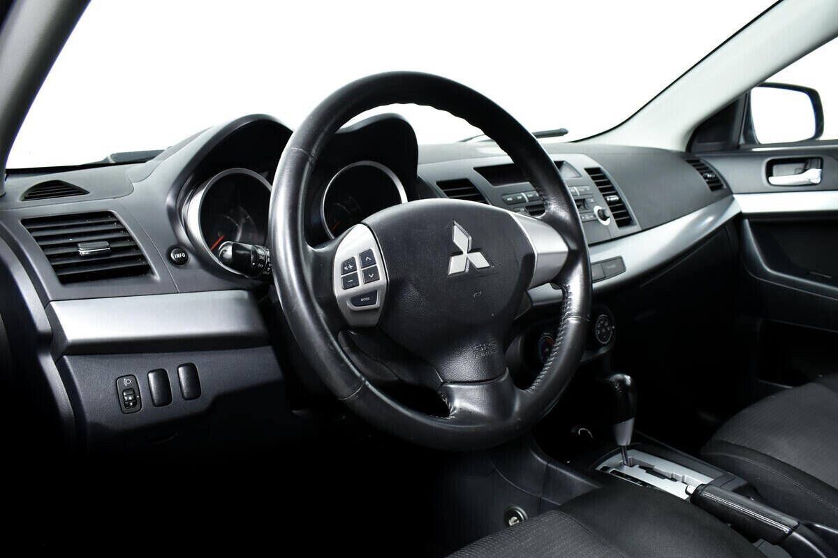 Mitsubishi Lancer 1.5 АКПП, 2011, 147 000 км фото 13
