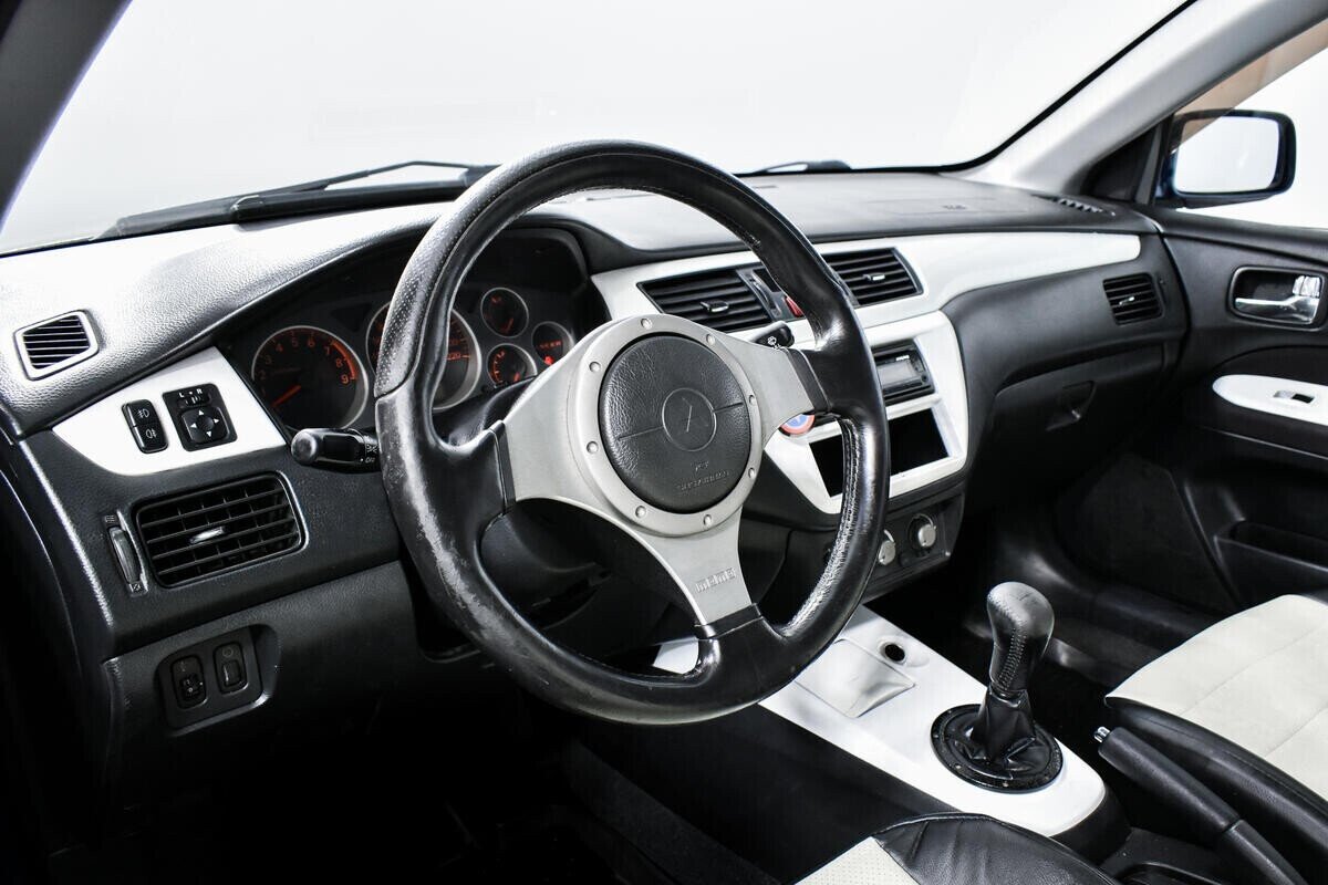 Mitsubishi Lancer 2.0 МКПП, 2006, 214 000 км фото 13