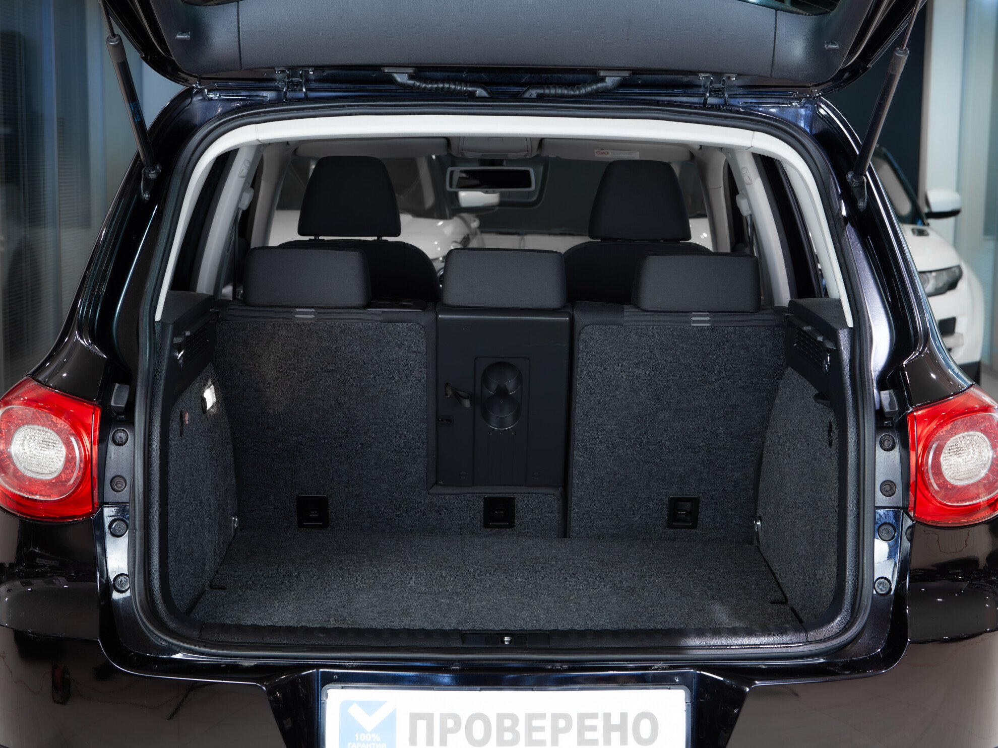 Volkswagen Tiguan 2.0 АКПП, 2011, 159 462 км фото 17
