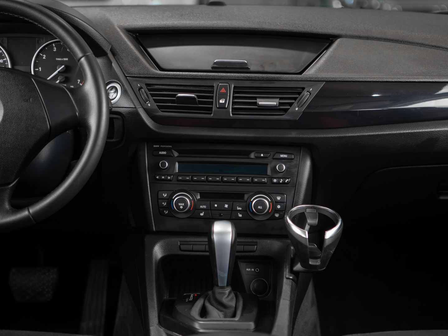 BMW X1 2.0 АКПП, 2011, 146 856 км фото 11