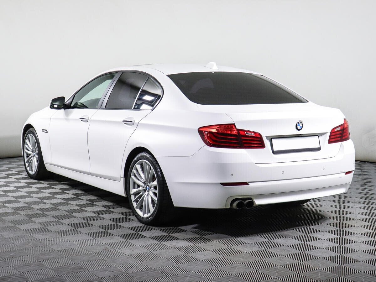 BMW 5 серии 2.5 АКПП, 2011, 148 000 км фото 3