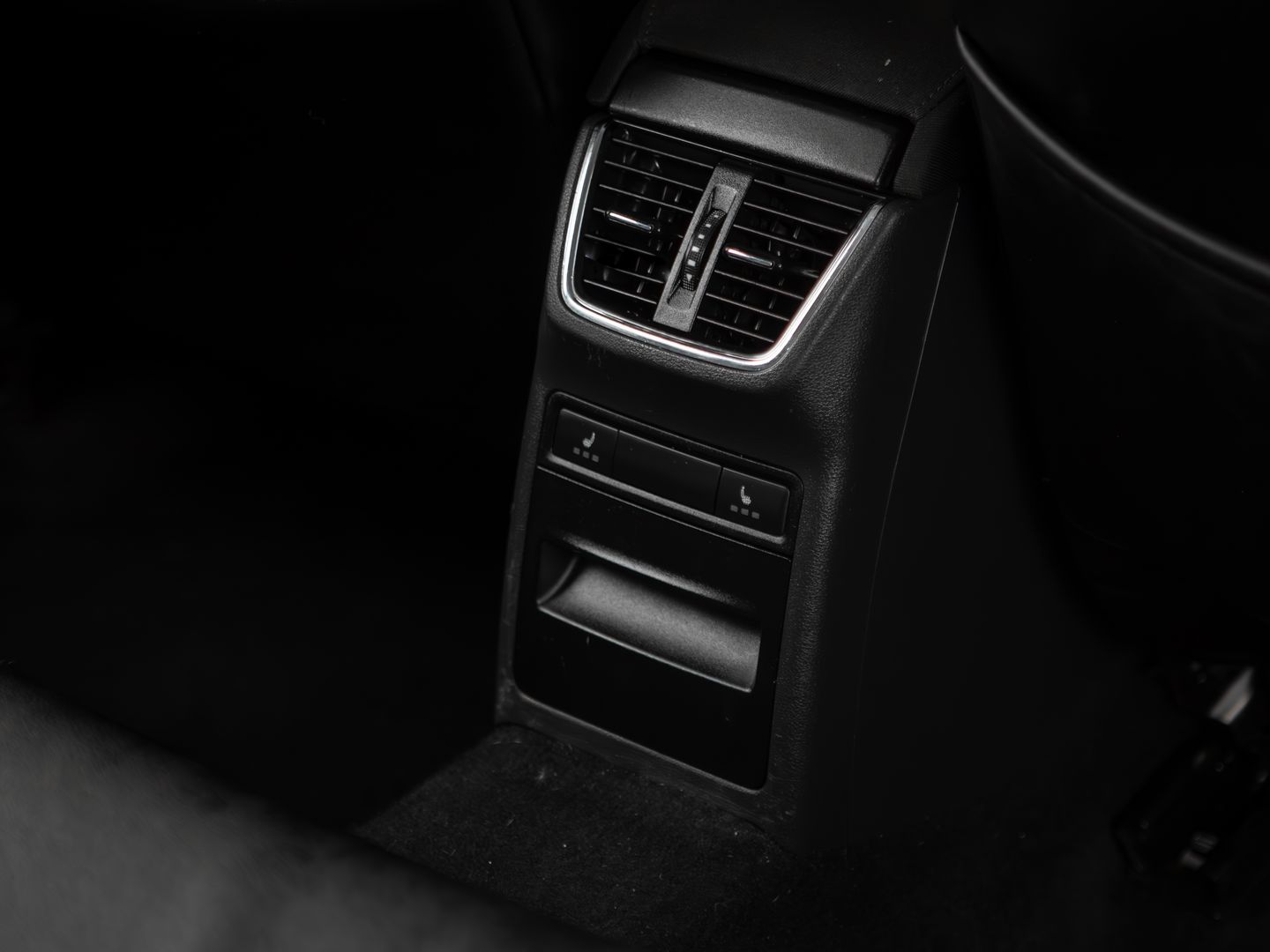 Skoda Octavia 1.0 РКПП, 2015, 135 177 км фото 12
