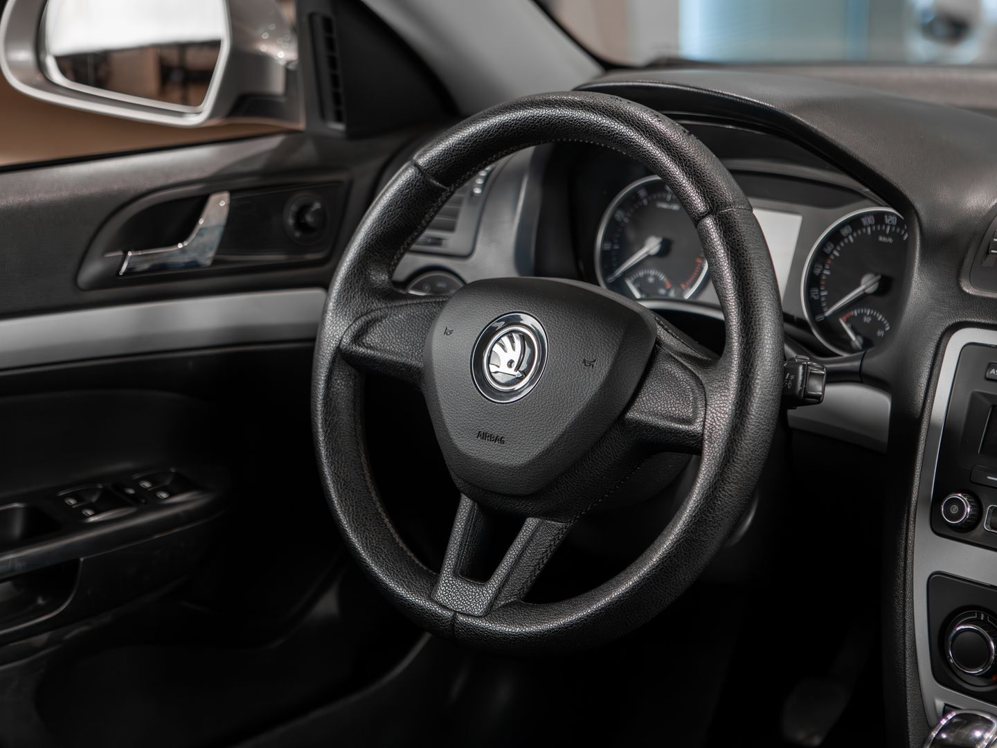 Skoda Octavia 1.2 МКПП, 2011, 170 241 км фото 6