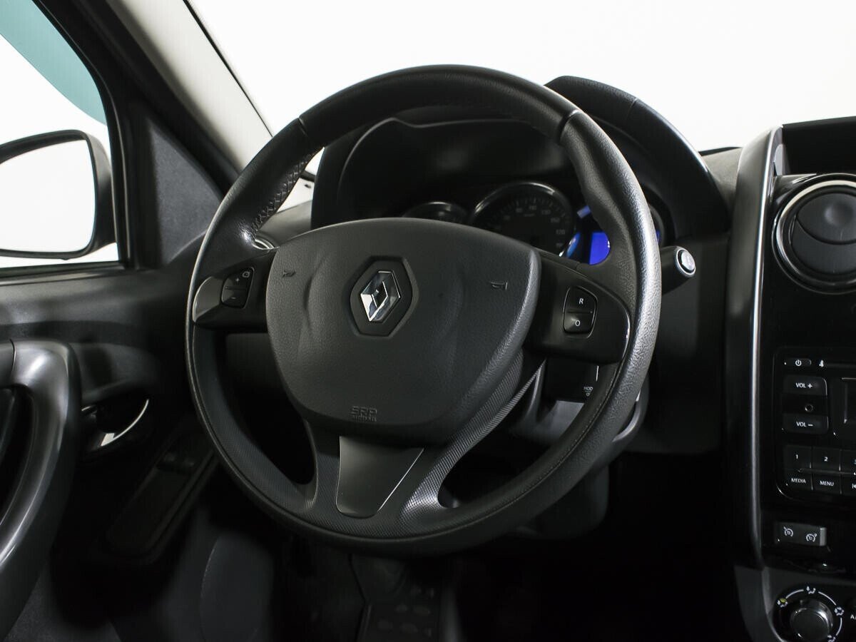 Renault Duster Life, 1.6 л, МТ, 2016 фото 8