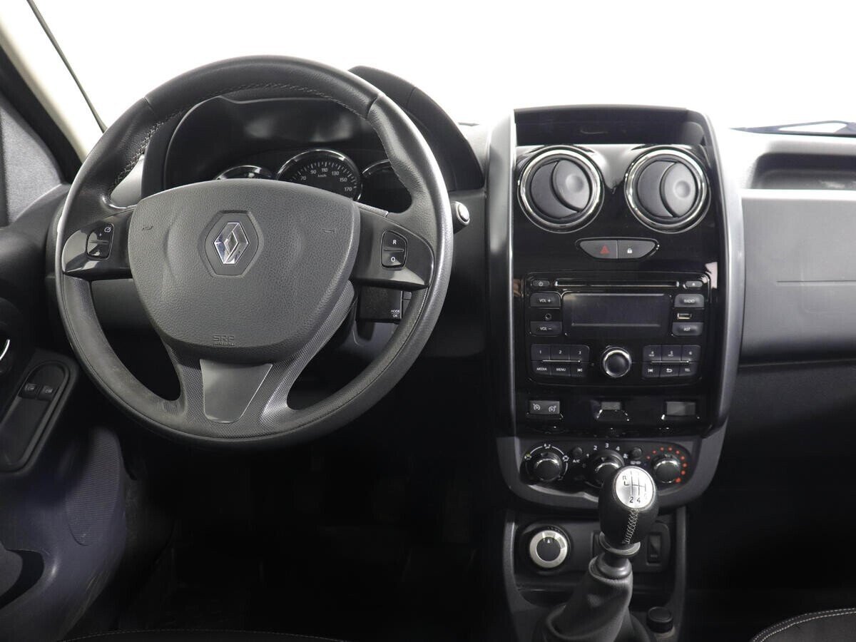 Renault Duster, 2.0 л, МТ, 2016 фото 8