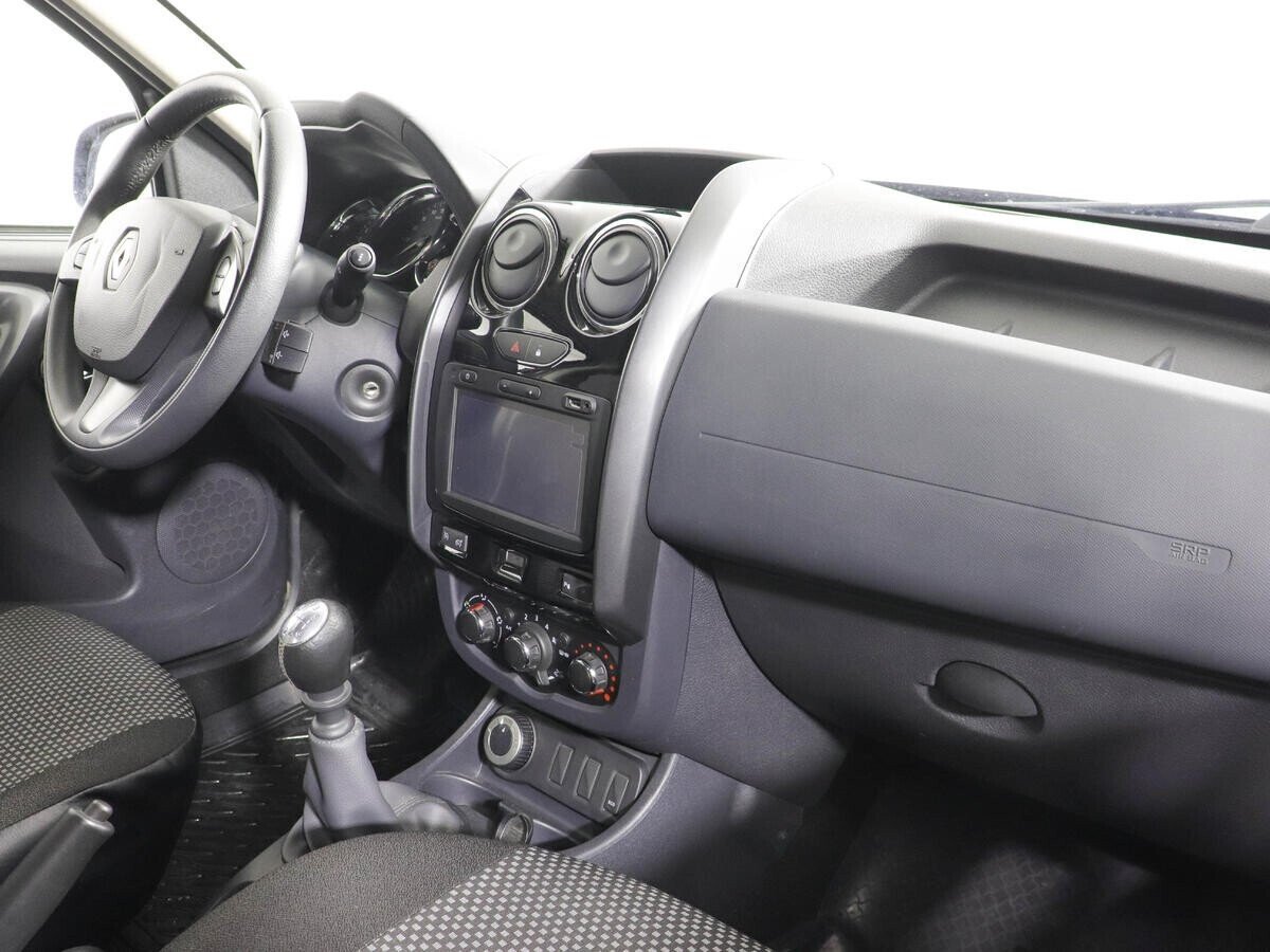 Renault Duster, 2.0 л, МТ, 2016 фото 2