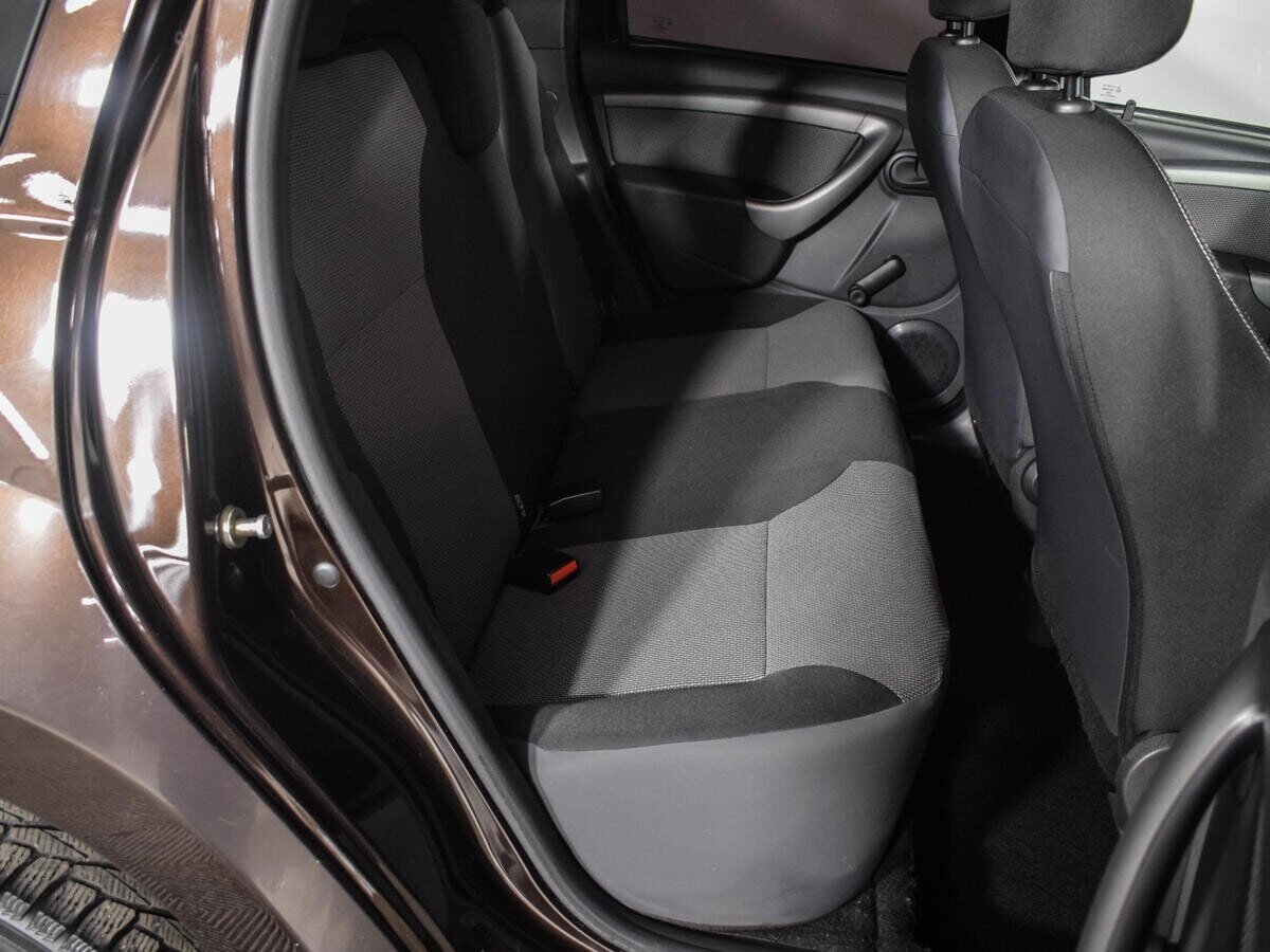 Renault Duster, 1.6 л, МТ, 2017 фото 1