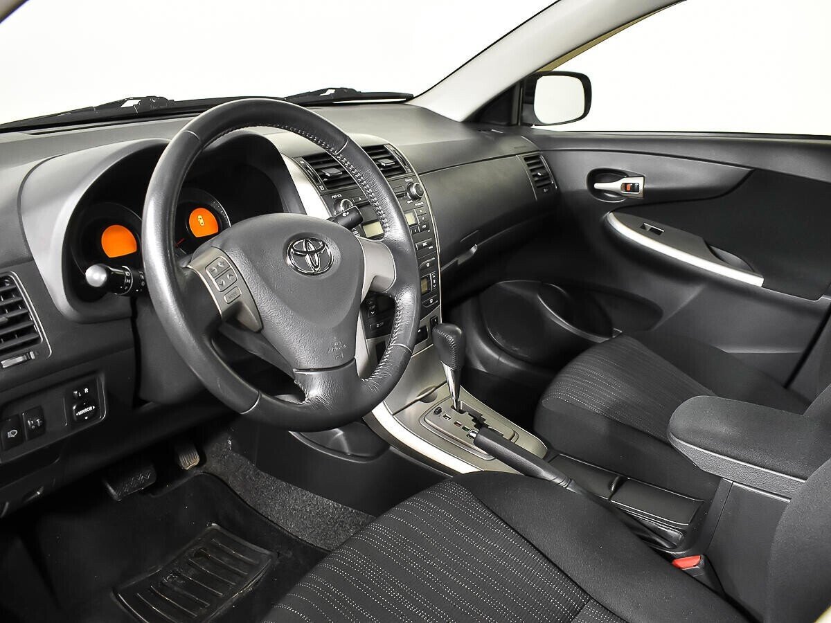Toyota Corolla, 1.6 л, АТ, 2010 фото 7