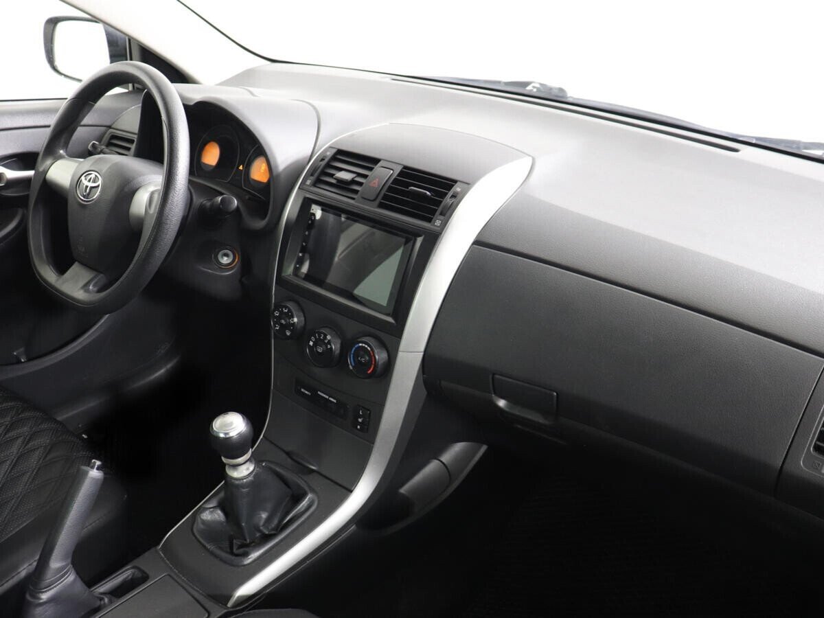 Toyota Corolla, 1.3 л, МТ, 2012 фото 2