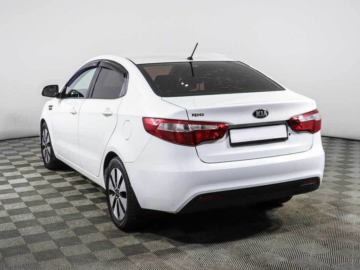 Kia Rio, 1.6 л, МТ, 2014 фото 5