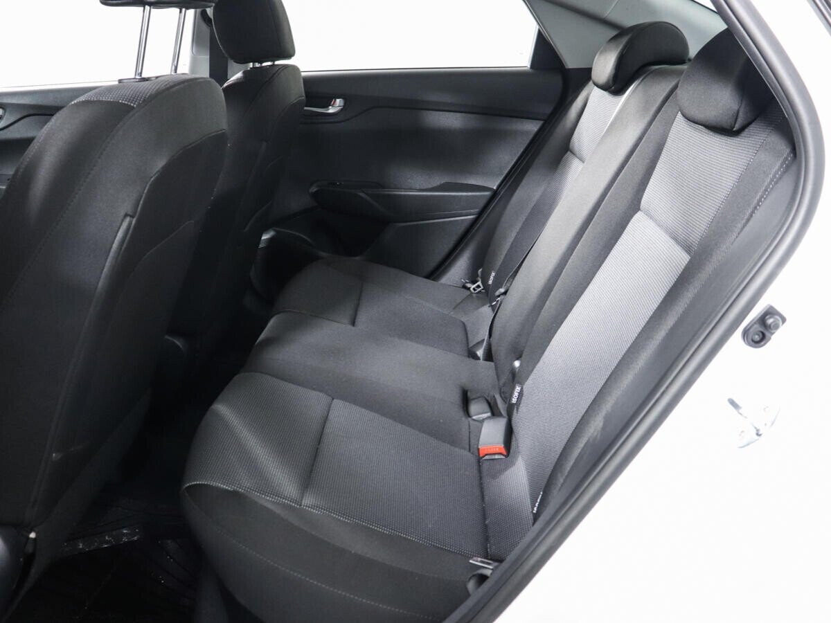 Hyundai Solaris, 1.6 л, АТ, 2021 фото 1