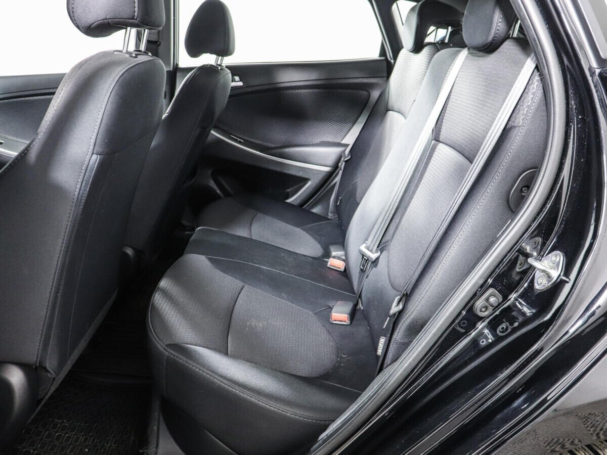 Hyundai Solaris, 1.6 л, АТ, 2015 фото 1