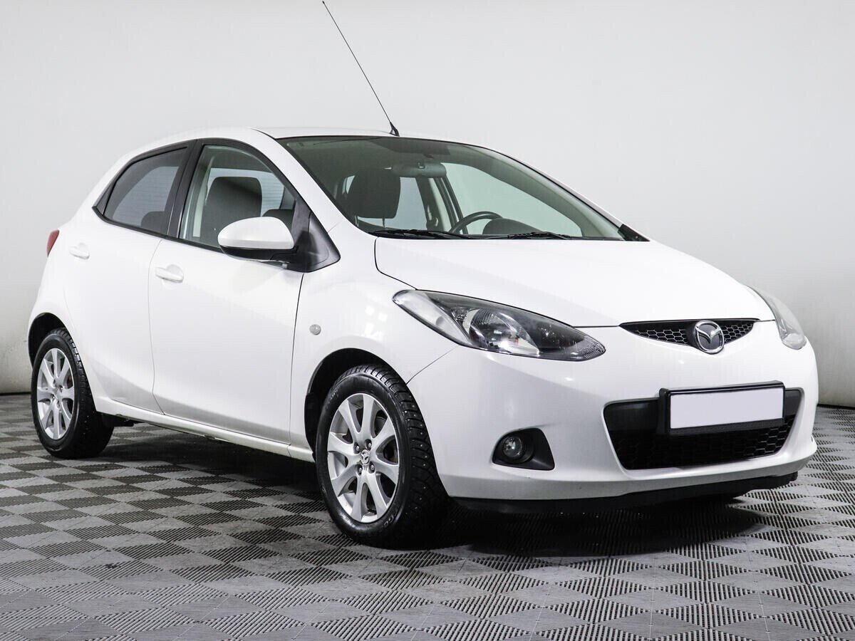 Mazda 2, 1.5 л, АТ, 2009 фото 5