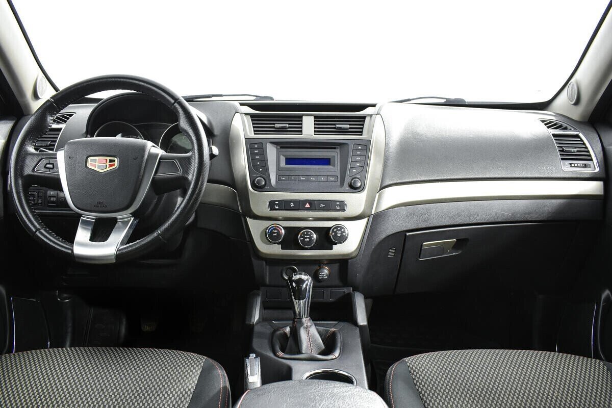 Geely Emgrand X7, 1.8 л, МТ, 2016 фото 8