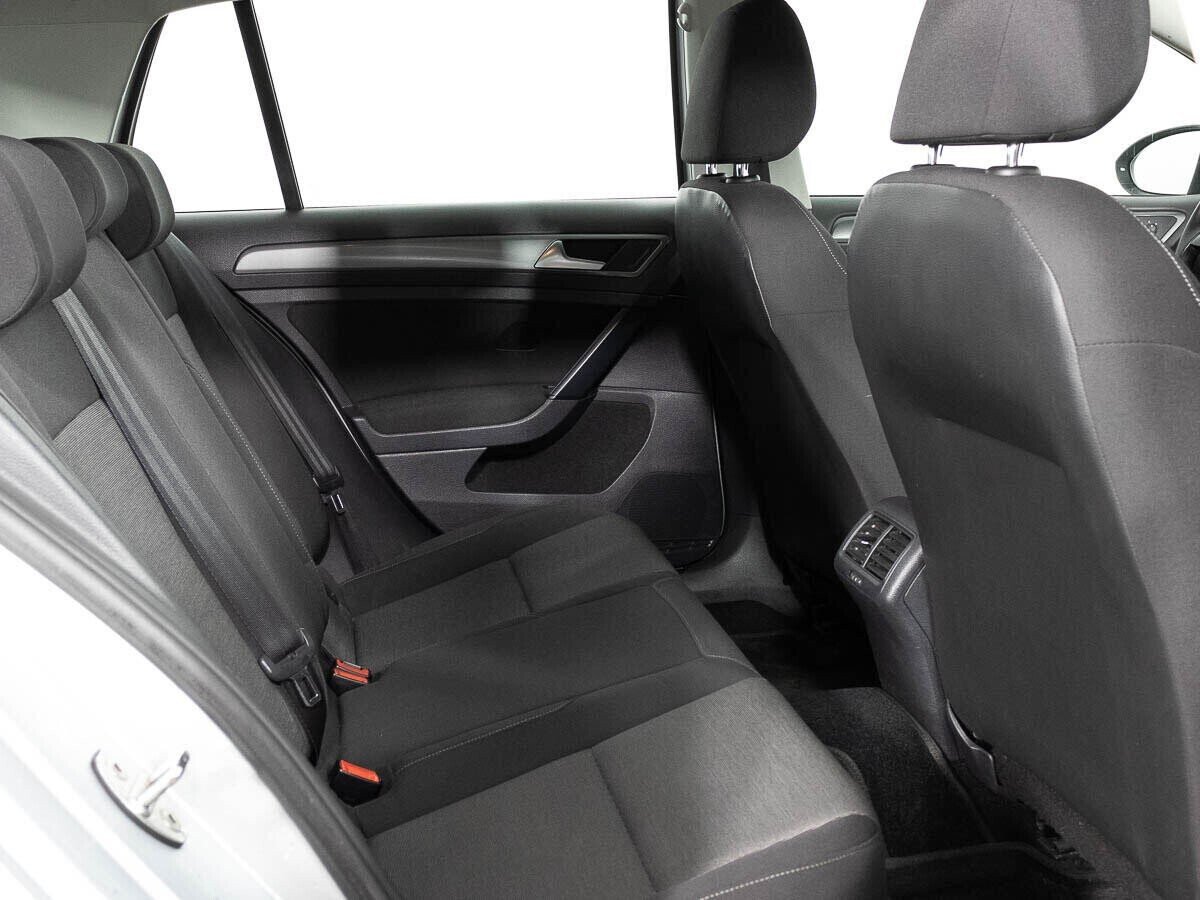 Volkswagen Golf, 1.2 л, Робот, 2013 фото 1