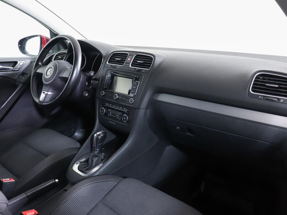 Volkswagen Golf, 1.6 л, Робот, 2012 фото 2