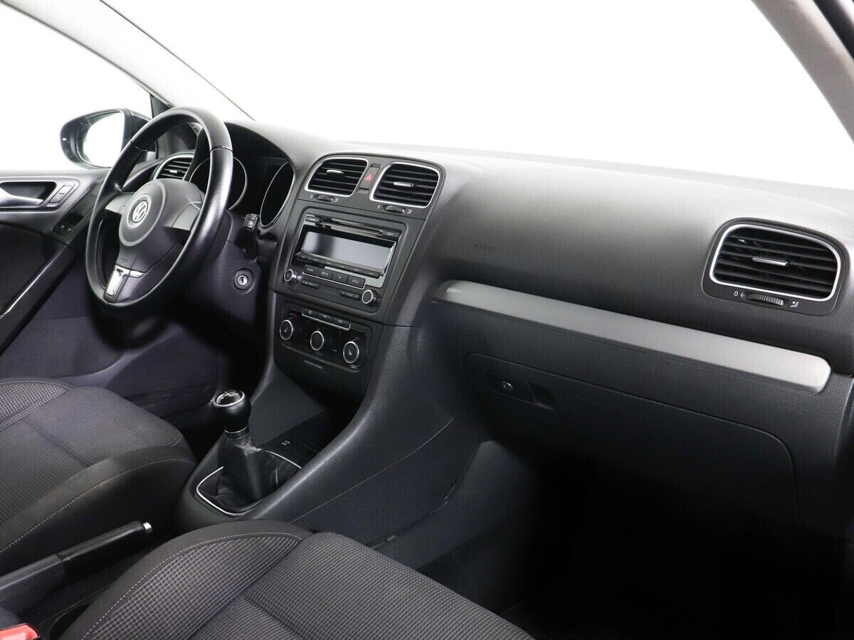 Volkswagen Golf, 1.6 л, МТ, 2011 фото 2