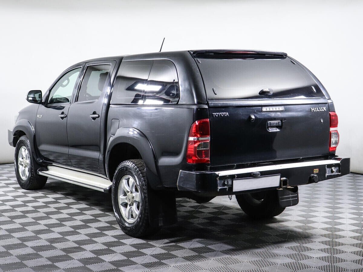 Toyota Hilux, 3.0 л, АТ, 2012 фото 6