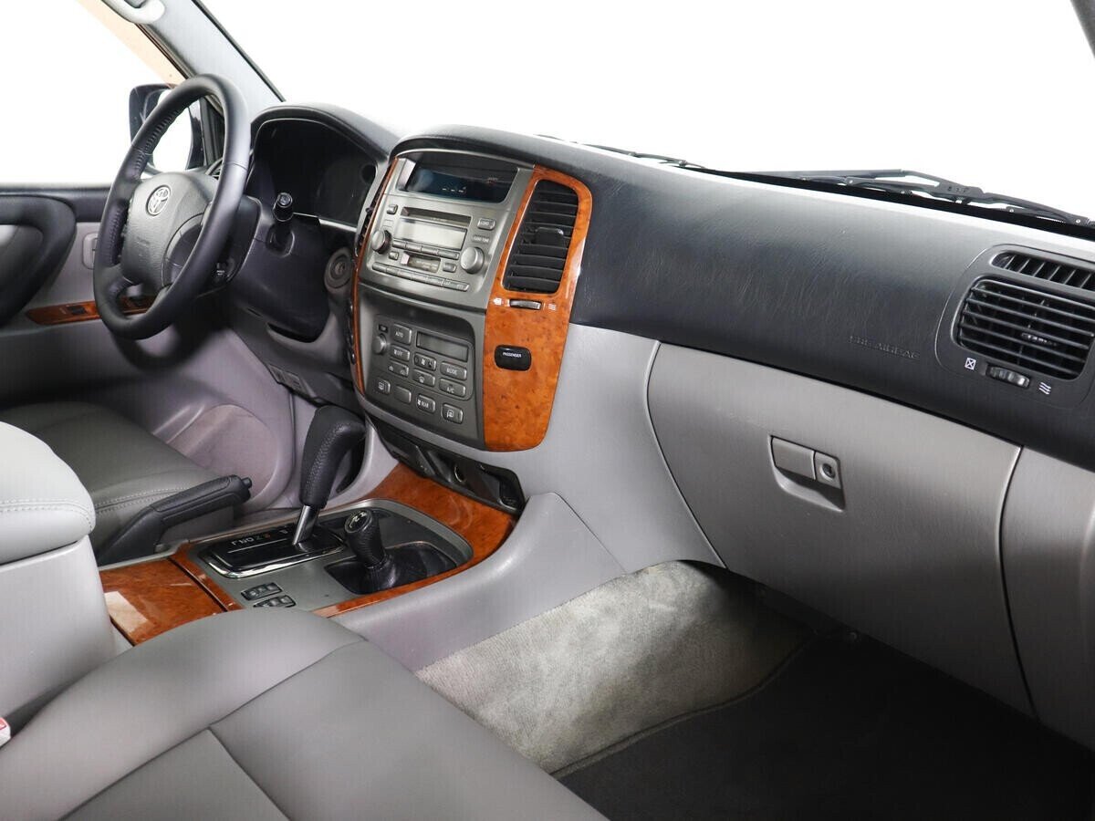 Toyota Land Cruiser, 4.2 л, АТ, 2004 фото 2
