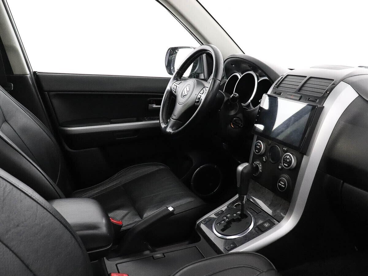 Suzuki Grand Vitara, 2.4 л, АТ, 2008 фото 2