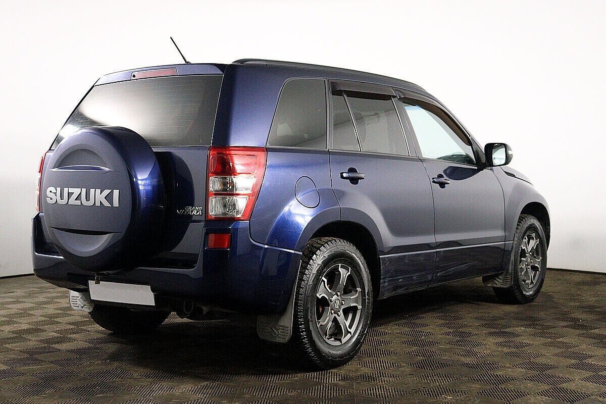 Suzuki Grand Vitara, 2.0 л, АТ, 2010 фото 4
