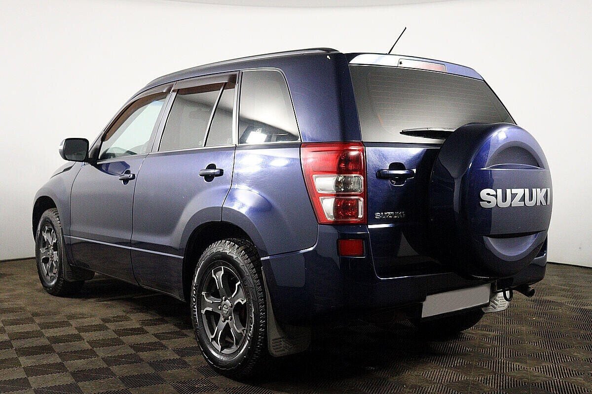 Suzuki Grand Vitara, 2.0 л, АТ, 2010 фото 6