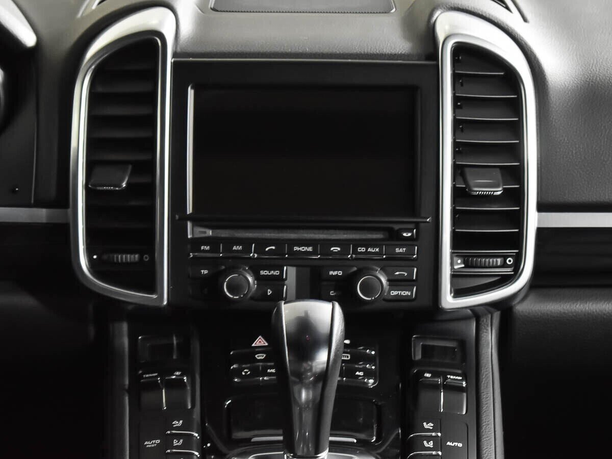 Porsche Cayenne, 3.0 л, АТ, 2011 фото 9